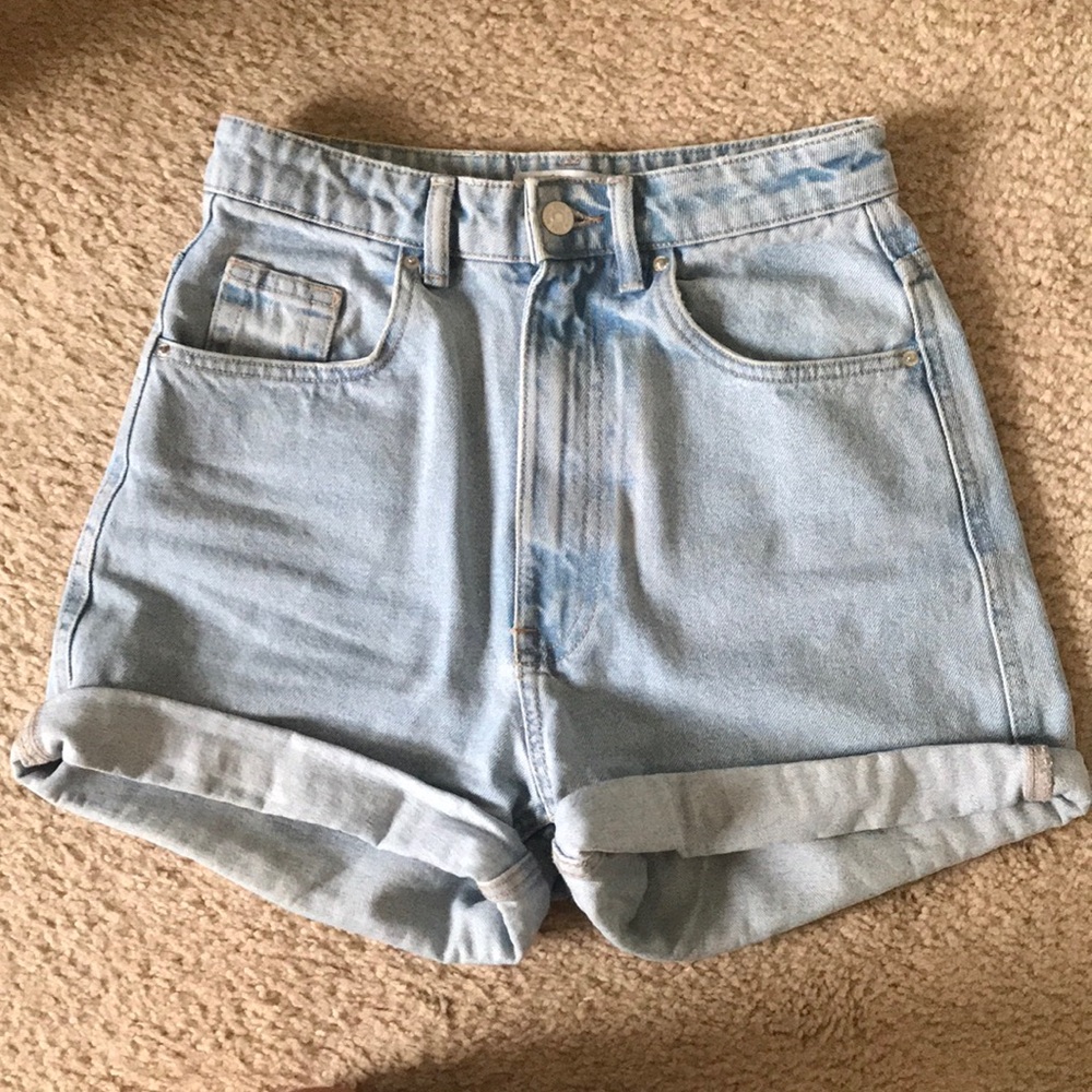 High-waisted Denim Shorts